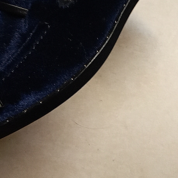 Vince Camuto velvet blue moccasins with studs at the sides and heel size… - Picture 4 of 8